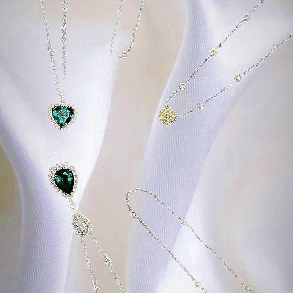 Collier_Flying_Diamonds_1000x1000_1