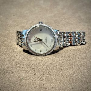 De Ville von Omega bei Mundwiler Juwelen in Winterthur