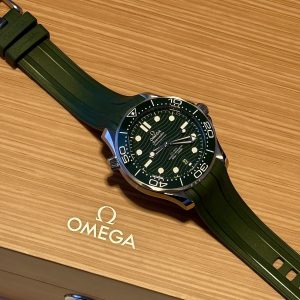 Seamaster Diver von Omega bei Mundwiler Juwelen in Winterthur